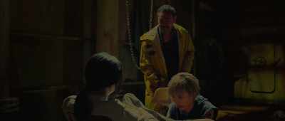 Dad, the baby's shoulders are stuck! - Detective vs. Sleuths