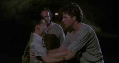 Dad, there's a man in there. - Dolly Dearest