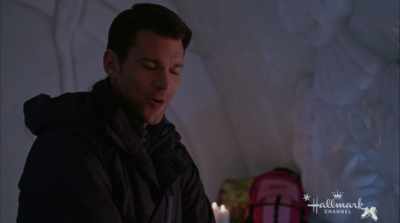 - Dad, your turn.
- Okay. - Winter Castle