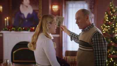 Dad, why are you
obsessed with this portrait? - Unwrapping Christmas: Tina's Miracle