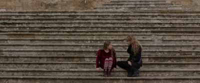 - Dad, with his arm around Yana. - Wonderwell
