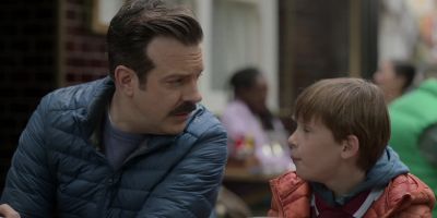 - Dad.
- Yeah? - Ted Lasso