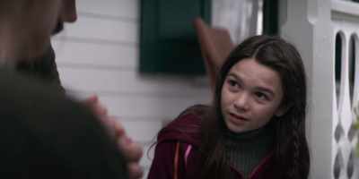 Dad... you're a reporter. - Home Before Dark