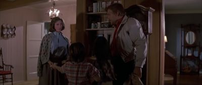 Daddy Children we leave our food at the table - Halloween III: Season of the Witch
