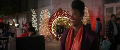 Daddy-daughter fun
time. [chuckles] - Dashing Through the Snow
