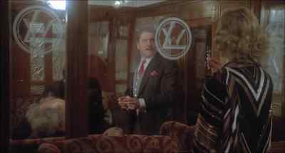 - Daddy!
- How's Daddy's little girl? - Murder on the Orient Express