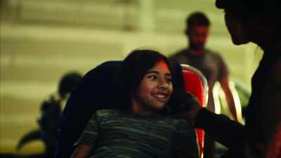 - Daddy, I'm okay.
(Nabahe crying) - Shadow Wolves