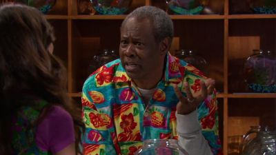 Daddy, please help us. We need you. - Girl Meets World