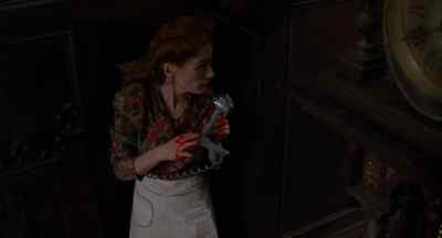 Daddy. Police out back. - The People Under the Stairs