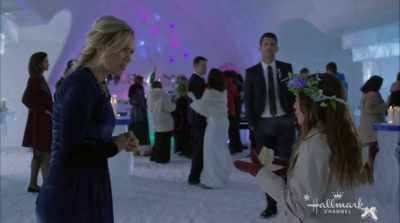 - Daddy said she had to go home.
- She did? Why? - Winter Castle