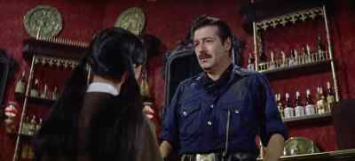 - Daddy!
- Teresa! - 55 Days at Peking
