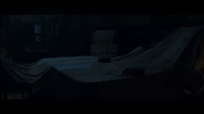 DAISY: Here, you light it. - The Curious Case of Benjamin Button