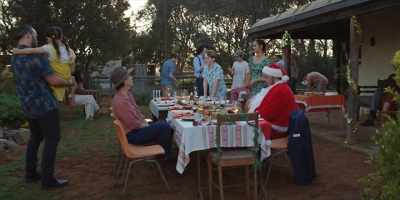 DAISY: I know you're Santa - A Sunburnt Christmas