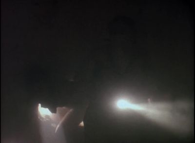 Dale, come on.
Give me a hand here.
D-Dale? - Quantum Leap