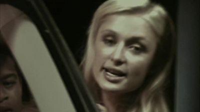 Dalton. Put down that damn camera. - House of Wax