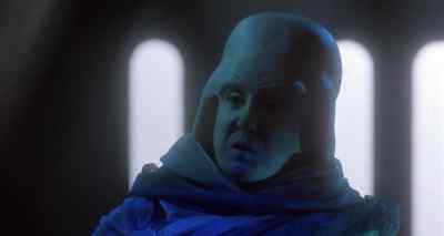 - Damn.
- Get the bounty hunters. - Critters