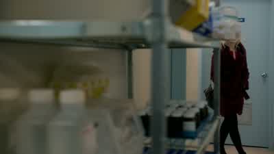 Emily's maternal instincts are starting to fade, but I need to see her baby. - iZombie