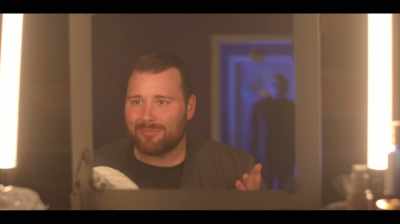- Damn, I'm so like unbelievably good looking, - Phantom Fun-World