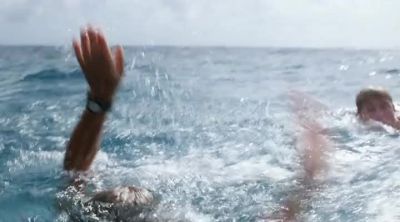 -DAMN IT, GET THE KID. - Baywatch