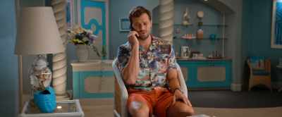 Damn it! [scoffs]
Well, don't look at it again. - Barb and Star Go to Vista Del Mar