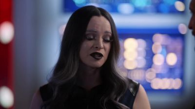 -Damn.
-There's more where that came from. - The Flash