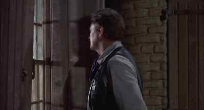 - Damn you!  I should...
- Thank me!  That, yes. - Young Billy Young