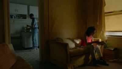 DAMON: Blanca, I need your help. - Pose