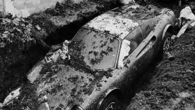 - [Dan] But after a
little more digging, - The UnBelievable with Dan Aykroyd