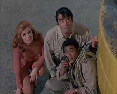 Dan, I'm right here. - Land of the Giants