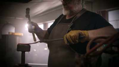 DAN: In an age of CGI
and 3D-printed weapons, - Prop Culture