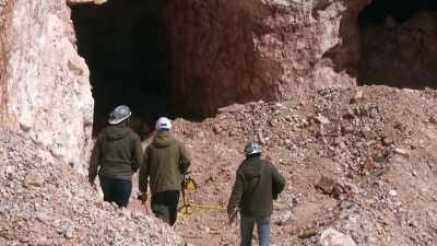 DAN: Potentially
the rewards are great - Outback Opal Hunters
