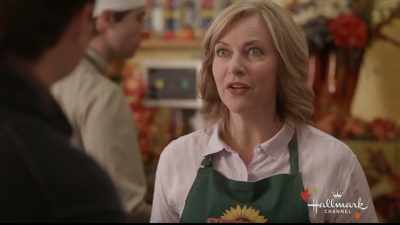 Dana Davis is interested in
having her host and produce - Falling for You