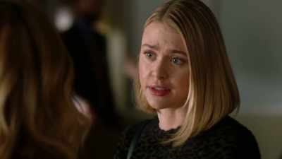 Dana is playing
a dangerous game - Pretty Little Liars: The Perfectionists