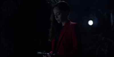 [dance music playing over speakers] - Batwoman