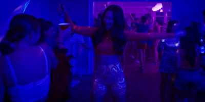 ♪ Dance to the rhythm
it gets harder... - The Summer I Turned Pretty