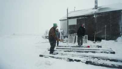 (Daniel laughs) - Life Below Zero: First Alaskans