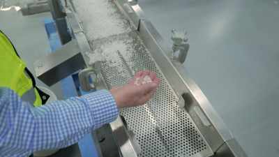 [Daniel] These machines take
the different powders, - Plastic Earth