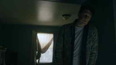 Danielle,
please look at me. - Mr. Mercedes