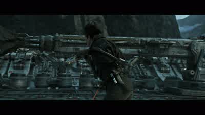 Daniels: Release the crane. - Alien: Covenant