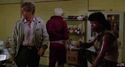 Danny, hold on. - The Return of the Living Dead