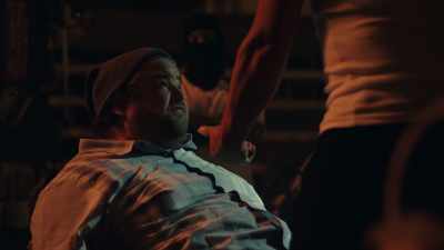 - Danny, I've been kidnapped!
- What? - Bookie