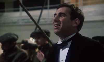 - Danny, please.
- It's all right. - S O S  Titanic