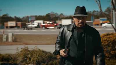 Danny still speaks
at prisons and schools - Inmate #1: The Rise of Danny Trejo
