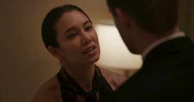Danny, stop. If
we stay together, - The Republic of Sarah