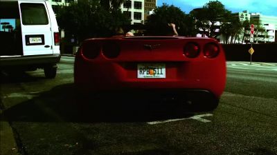 Danny, the bag that Leo
was carrying was heavy, - CSI: Miami