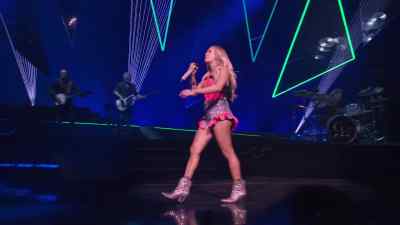 DANNY: You mentioned
you wanted to redo - Carrie Underwood: Reflection