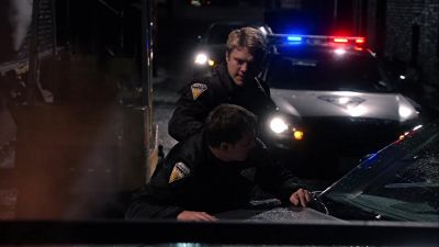 - Danny.
- You're under arrest. - Smallville