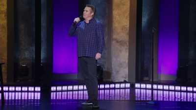 Dar când e minge bună,
câteodată arbitrul nu face nimic. - Brian Regan: Nunchucks and Flamethrowers