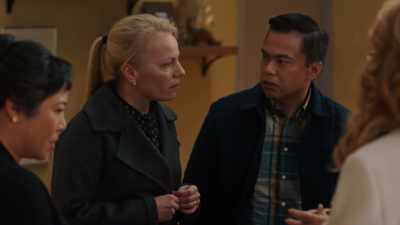 DARBY: We think they stole
the Gagliano. - The Spencer Sisters