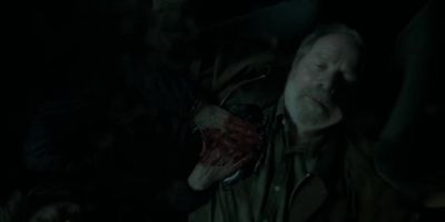 [Darlene] Hold on, baby. - Ozark